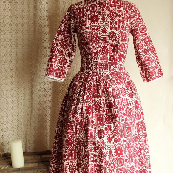 Vintage 1950s Dress, Red and White Cotton Fit and Flare with Lace Trim - Picture 2 of 13